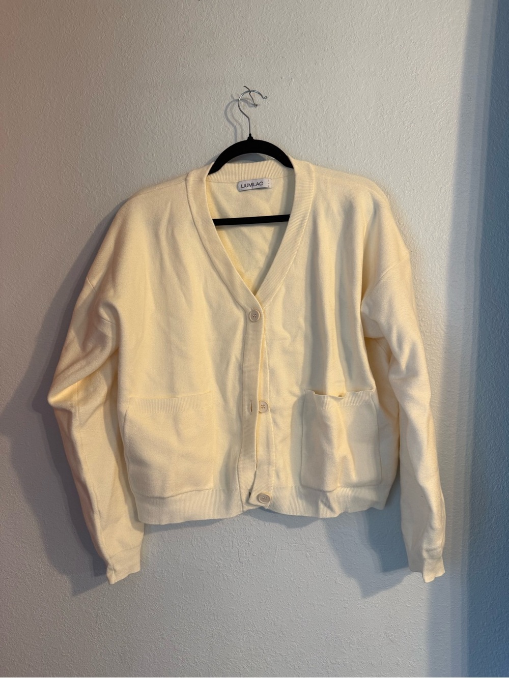 Liumilac Soft Cream Button Cardigan